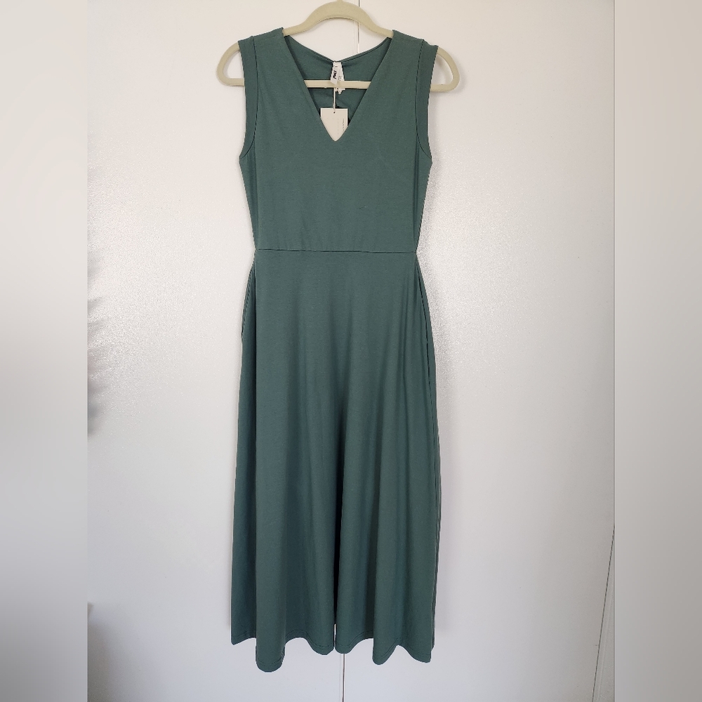 Pact Green Sheath Maxi Dress V-Neck Sleeveless